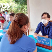 Chính phủ với người dân: Doanh nghiệp vẫn than phiền vì thủ tục hành chính