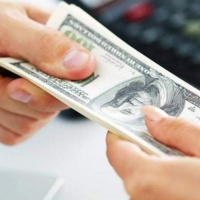 VOV - Chính phủ với người dân: Giảm chi phí không chính thức, giảm tham nhũng vặt