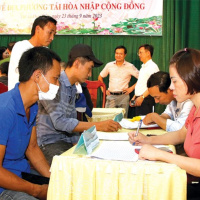 Pháp luật đời sống - Lối về cho người lầm lỡ