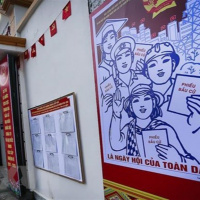 VOV - Hỏi đáp về bầu cử: Quy định về việc nhờ người khác viết hộ phiếu, bỏ hộ phiếu bầu cử