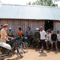 VOV - Pháp luật và đời sống: Gia Lai: Nỗ lực kiềm chế tai nạn giao thông vùng dân tộc thiểu số