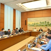 VOV - Quốc hội với cử tri: Cần ban hành ngay chiến lược tổng thể về phòng, chống dịch, phục hồi kinh tế - xã hội 
