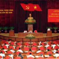 Pháp luật và đời sống: Bước chuyển trong phòng, chống tham nhũng, tiêu cực