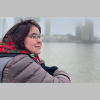 Pieaugošā interese par putnu dzīvi un olveida formas akmeņiem. Dienasgrāmata Lieldienās