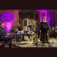 Mūža laikā krātās autordziesmas Kristīne Sudmale-Locika izdevusi albumā Tā, kas nepāriet