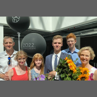 Viņa no Amerikas, viņš - Austrālijas, abi satikas Latvijā. Saruna ar Bērziņu ģimeni