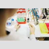 Rīko akciju, lai bez maksas varētu veikt C hepatīta antivielu testu