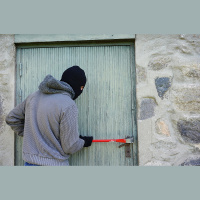 Kā pasargāt savu mājokli no zagļiem?