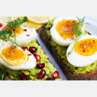 Vai pietiek ar to, kas šķīvī? Pētām olbaltumvielu nozīmi uzturā