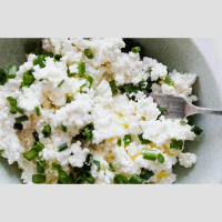 Speciāliste: Piens ir produkts, kuru nevajadzētu bez pamatojuma izslēgt no ēdienkartes