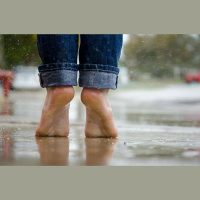 Pēdu locītavas: kā tās pasargāt no pārmērīgas slodzes?