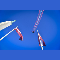 Pāri laikiem un cilvēkiem plīvo brīvības liesma. Saruna par pienākumu pret dzimteni