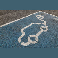 Elektroauto skaits pieaug: kāda būs to tuvākā un tālākā nākotne