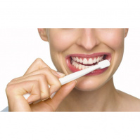 Parodontalna bolezen: od mikrobnega neravnovesja do sistemskega vnetja