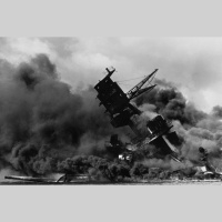 Otrais pasaules karš. 1941.gada decembrī sākas plašs japāņu spēku uzbrukums