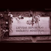 Barikāžu laiks: Uzbrukums Iekšlietu ministrijas ēkai 20.janvārī