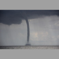 Atlantijas okeānā sākusies tropisko vētru sezonas kulminācija