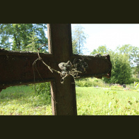 Metāla kroņu atradumi kapsētās un citviet turpinās