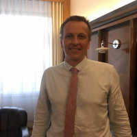 Dr. Gregor Anderluh o krioelektronski mikroskopiji