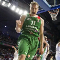 Napet večer za družino Blažič