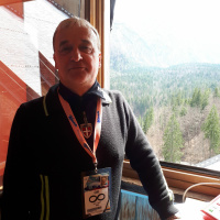 Kako v svetu slovenskega sodnika smučarskih poletov Miloša Kerna izgleda popoln polet?