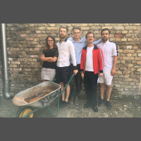 Teātra mākslinieku trupa KVADRIFRONS Rīgas cirkā