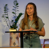 Julie Johansen - Sauer Blant Ulvene - Gjeteren Og Sauen- 24.03.2023