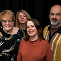 Korona-virus, fritt skolevalg og dyslektiker med 4000 bøker i bokhylla