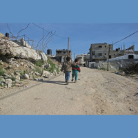 Tuvie Austrumi atkal slīkst konfliktos