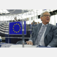 Vai 315 miljardu vērtais Junkera investīciju plāns sekmēs Eiropas ekonomisko attīstību?