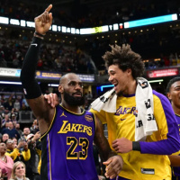 Lakersi z LeBronom v zadnji desetinki prekinil niz porazov v Indiani (27-03-2025)