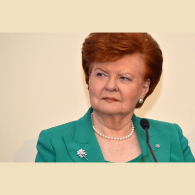 Zentas Maurias Esejas Prlasa Vaira Ve-freiberga