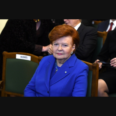 Zentas Maurias Esejas Prlasa Vaira Ve-freiberga