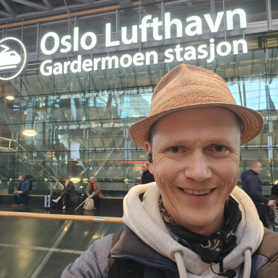 Helt På Nett - Sosiale Medier Og Kommunikasjon Med Kristian Thomassen