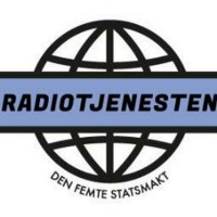 Lars Lillo-Stenberg i studio