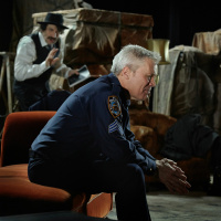 #2 Bakenfor Prisen - av Arthur Miller