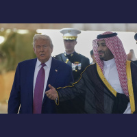 Krievijas un Ukrainas potenciālās sarunas. Tramps devies uz Tuvo Austrumu reģionu