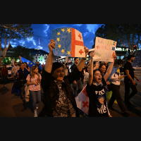 Ilgi gaidītais ASV atbalsts Ukrainai. Nemieri Gruzijā. Vēlēšanas Horvātijā