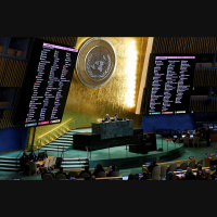 ASV kopā ar Krieviju nobalso pret ANO rezolūciju. Bundestāga vēlēšanas.