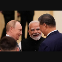 Šanhajas sadarbības organizācijas samits Ķīnā. Nemieri Indonēzijā