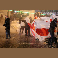 Protesti Gruzijā. Cīņas par Bahmutu. Vēlēšanu rezultāti Igaunijā