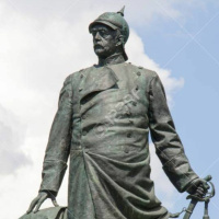 Episode 60. Tyskland og Norge debatterer ulikt. Vi snakker om rasisme, statuer og smittevernapp.