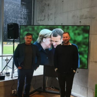 Mellomspill: Kai holder foredrag. Tyskland etter valget.