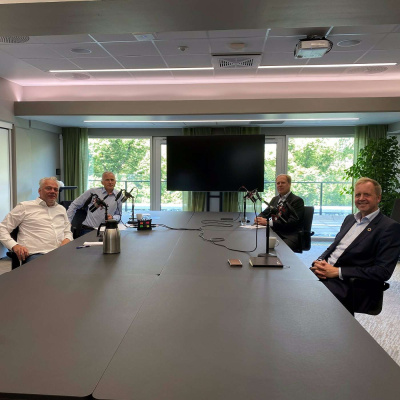 Finanslunsj Med Fåne Og Staavi