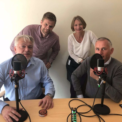 Finanslunsj Med Fåne Og Staavi