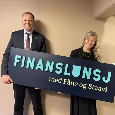 Finanslunsj Med Fåne Og Staavi