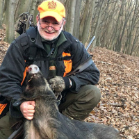 Hvalfangst, Luzernerstøver, harejakt og jakthistorier med Knut Aaserud