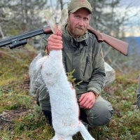 Jakt på hare, elg, rein og gaupe med Aukrusten Jarle Foss 