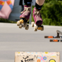 Samhold og glede på rullerskøyter