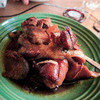 Episode 2: Oransjevin til mat med gjest: skuespiller Eirik del Barco Soleglad